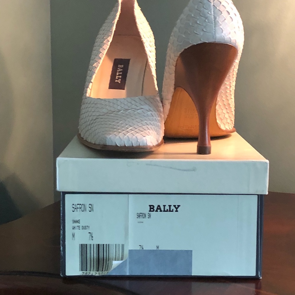 Bally Pumps - Picture 5 of 6